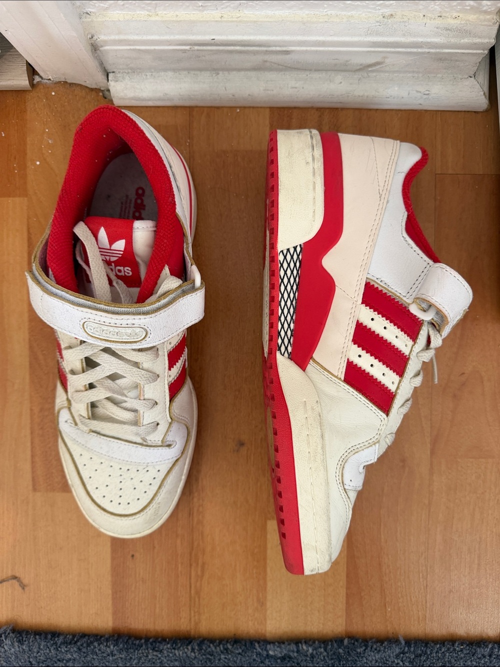 adidas Kids White and Red Low-Top Hook-and-Loop Sneakers